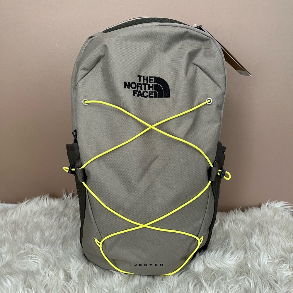 {The North Face} Jester Backpack in Cavern Grey/New Taupe - NWT